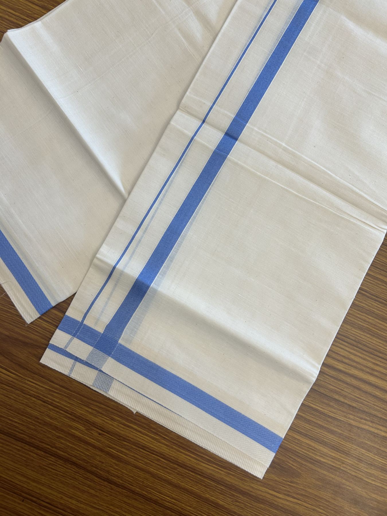 7% Discount! KaithariKada Balaramapuram 100% Cotton Single Off White - (Unbleached) Mundu/Dhoti - 100x80 - 0.5 inch Silver Kasav & Blue kara (2 meter / 4 muzham) - 66 KK52313 PMC