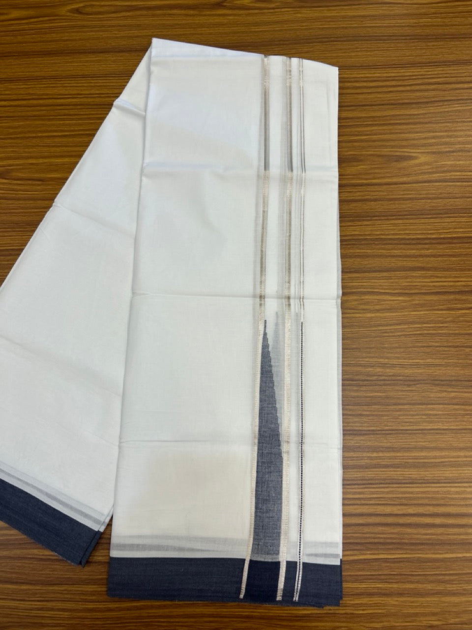 20% Discount! KaithariKada Balaramapuram 100% Cotton Double Pure white Mundu/Dhoti- 100x80 - 1.5 inch Silver & Navy Blue Chutty kara - 3.90mtr ( 8 muzham) - 77 KK5279 CKS