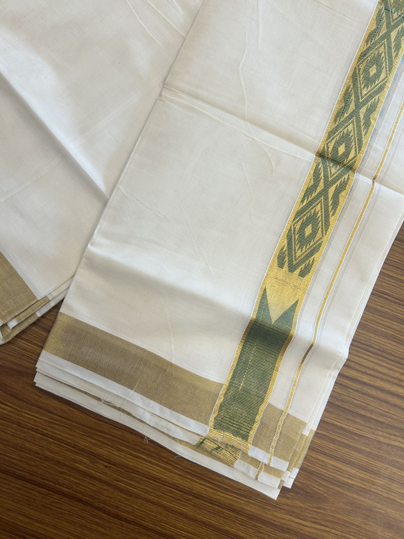 20% Discount! KaithariKada Balaramapuram Double Off White - (Unbleached) Mund/Dhoti - Cotton mix - 100X80- 1.5 inch Kasav Green Jacquard design chutty Kara 3.90 mtr (8 Muzham) - 4 KK5313 PMC