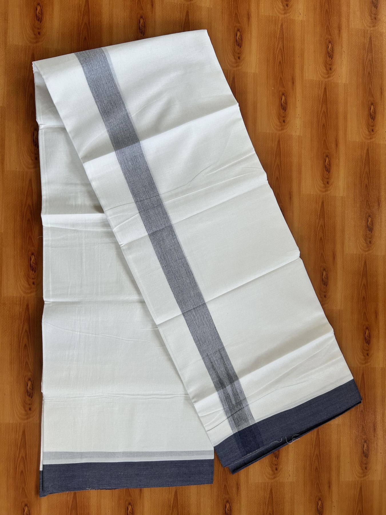 Double Pure White Mundu/Dhoti - 20% Discount !! KaithariKada Balaramapuram 100% Cotton - 100x80 - 1.25 inch Navy Blue & Black Chutty Kara 3.80 mtr (8 muzham) - 23 KK5414 CKS