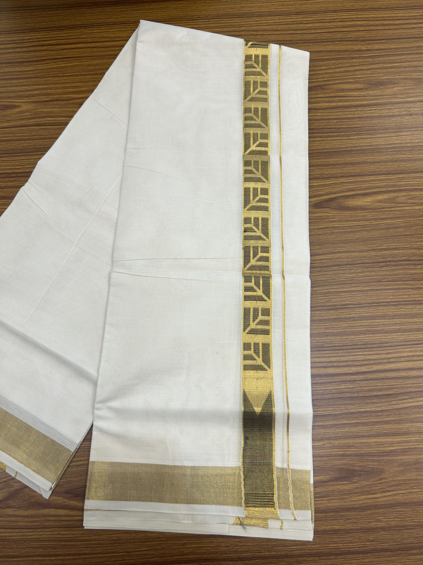 20% Discount! KaithariKada Balaramapuram Double Off White - (Unbleached) Mund/Dhoti - Cotton mix - 100X80- 1.5 inch Kasav Dark Green Jacquard design chutty Kara 3.90 mtr (8 Muzham) - 7 KK5313 PMC
