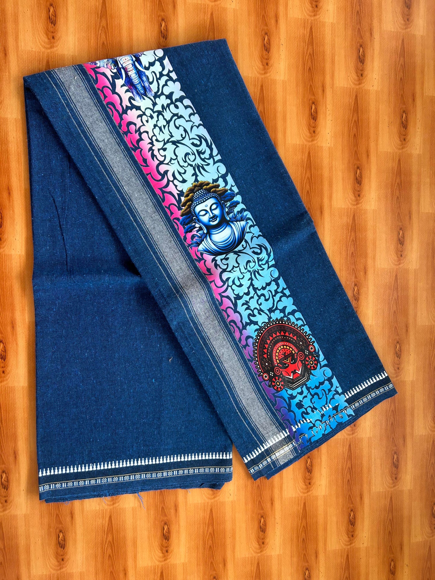 Kaitharikada - Single Kaily / Lungi - Mixed Cotton - 40s twisted - 1.25 inch Kerala Traditional  Printed Design Kara with Blue colour body (2 meter / 4 muzham) - 14 KK8060 GAN