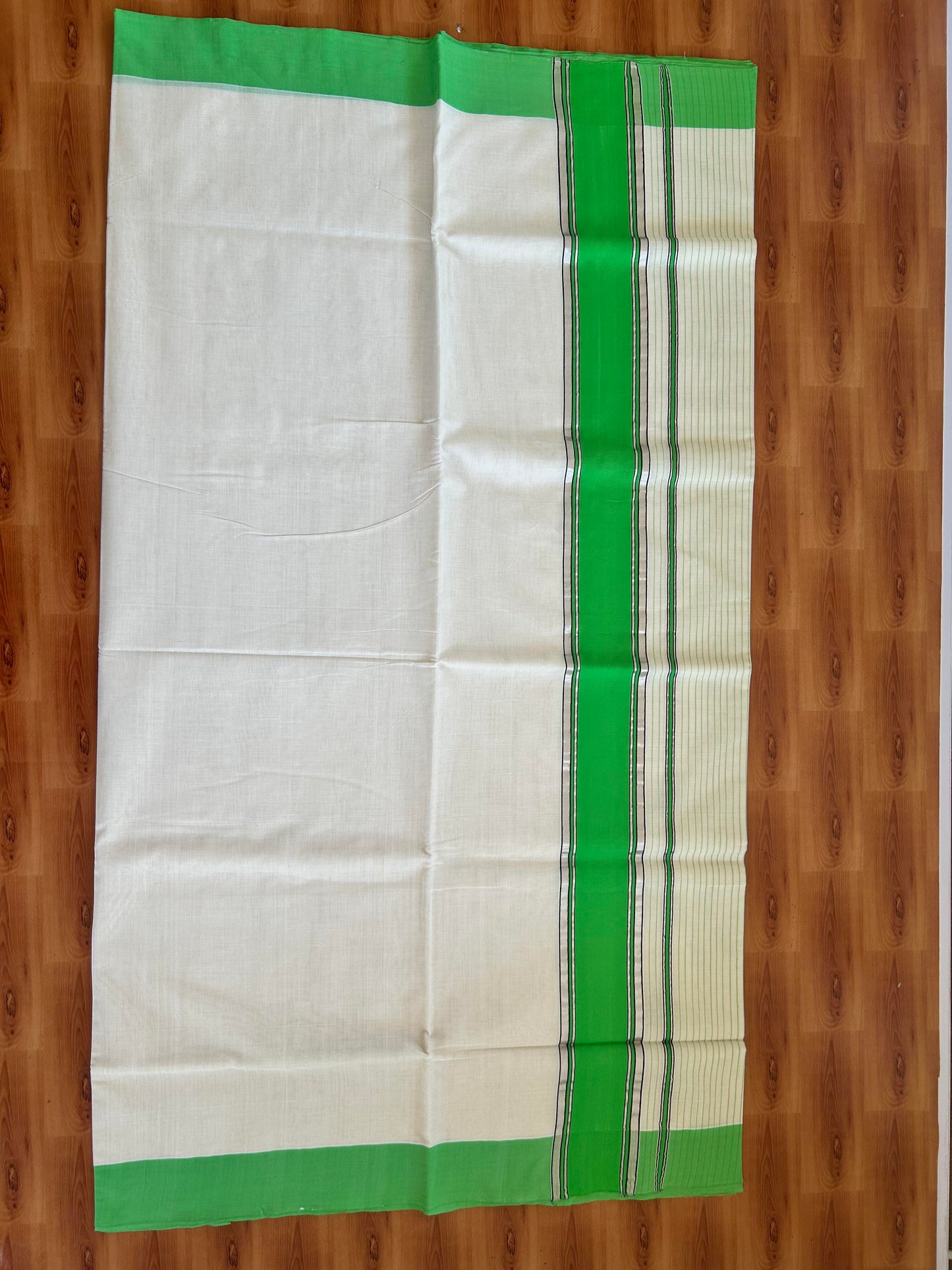 25% Discount KaithariKada Handloom Unakkupaav Balaramapuram Kerala Saree for Women - 100% Pure Cotton - 3.5 inch Silver Kasav Black & Parrot Green Side Striped Kara - 6 KK7001 ABH