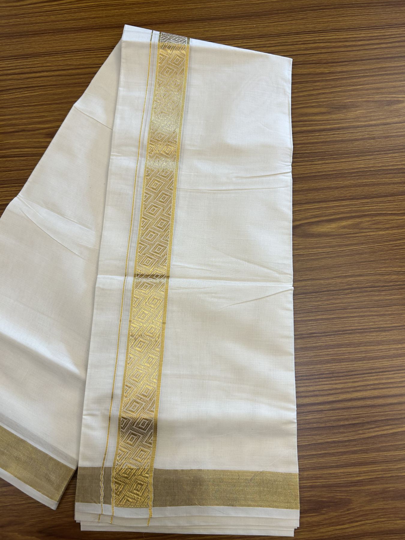 20% Discount! Kaitharikada Balaramapuram Double Off White - (Unbleached) Mund/Dhoti - Cotton mix - 100x80 - 1.75 inch Kasav Jacquard Design Kara 3.90 mtr (8 Muzham) - 1 KK5313 PMC