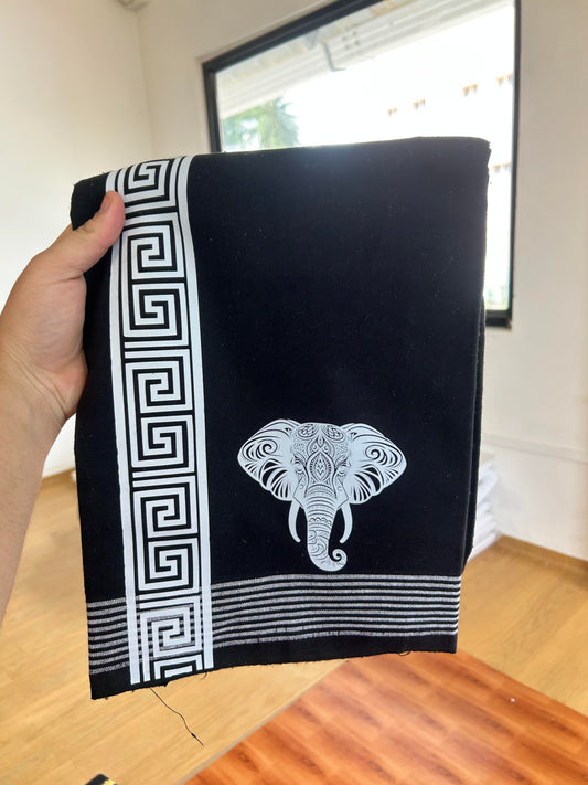Kaitharikada - Single Kaily / Lungi - Mixed Cotton - 40s twisted - 2 inch Elephant Printed Design Kara with Black colour body (2 meter / 4 muzham) - 10 KK8060 GAN