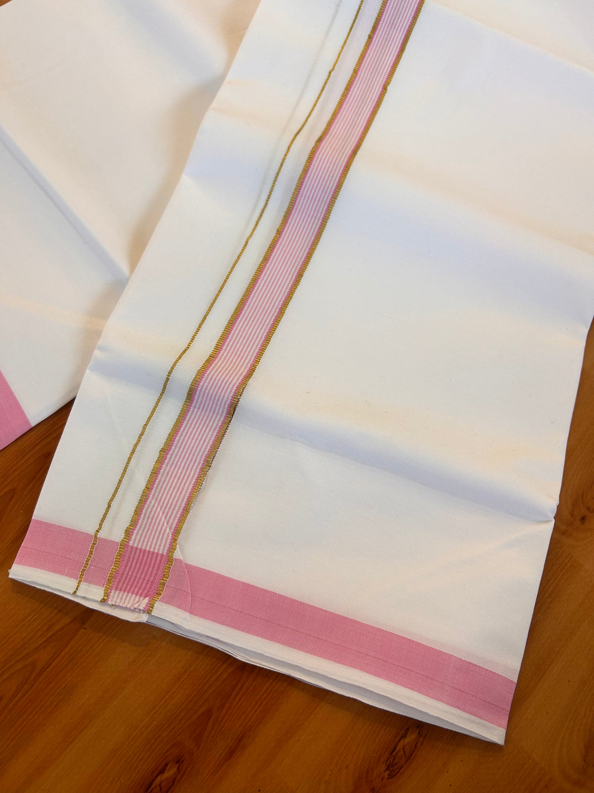Single Pure White Mundu/Dhoti - 25% Discount ! KaithariKada 100% Cotton Kerala Handloom - 0.75 inch Pink & Gold Kasav Striped Kara (2 meter / 4 muzham) - 1 KK5534 KAI