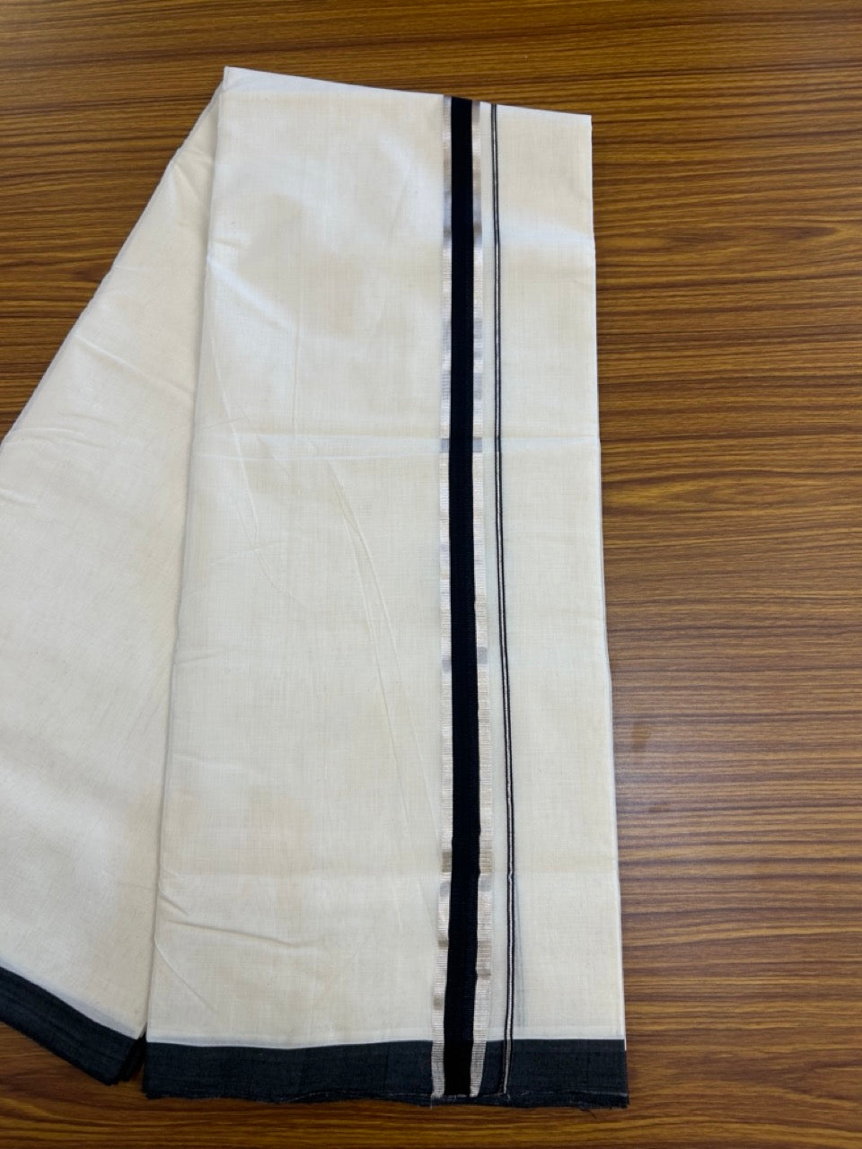 25% Discount ! KaithariKada Handloom Millpaav Balaramapuram - 100% PURE Cotton OFF White (Unbleached) Double Mundu/Dothi - 80x90 - 1 inch Silver Kasav & Black Kara 4 Meters (8.5 Muzham) - 25 KK5256 RAM