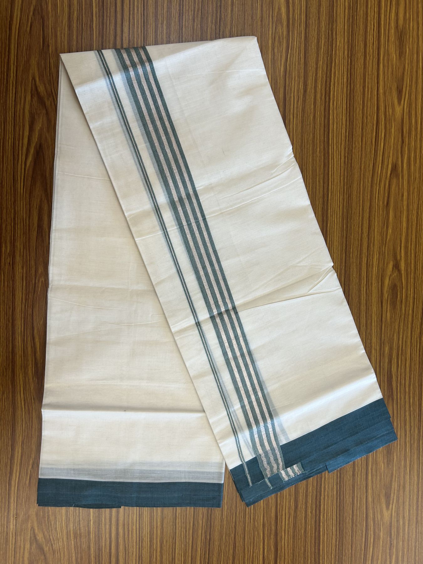 20% Discount !! KaithariKada Balaramapuram Double Off White (Unbleached) Mundu/Dhoti - 100x80 - 1.25 inch Green & Silver Striped kara 3.90 mtr (8 muzham) - 18 KK5313 PMC