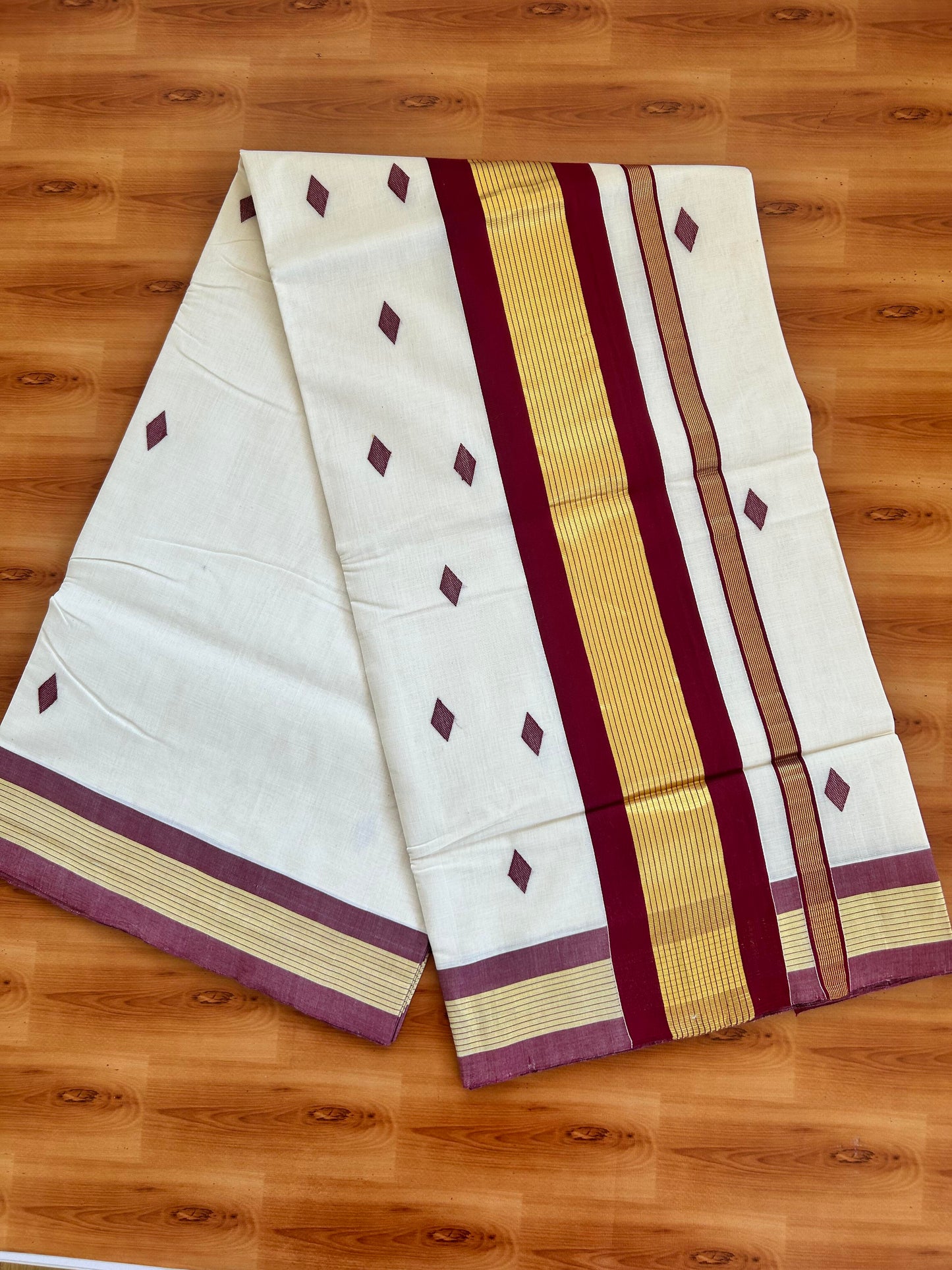 25% Discount KaithariKada Handloom Unakkupaav Balaramapuram Kerala Saree for Women - 100% Pure Cotton - 4.25 inch Gold Kasav & Maroon Stripes Kara - 5 KK7001 ABH