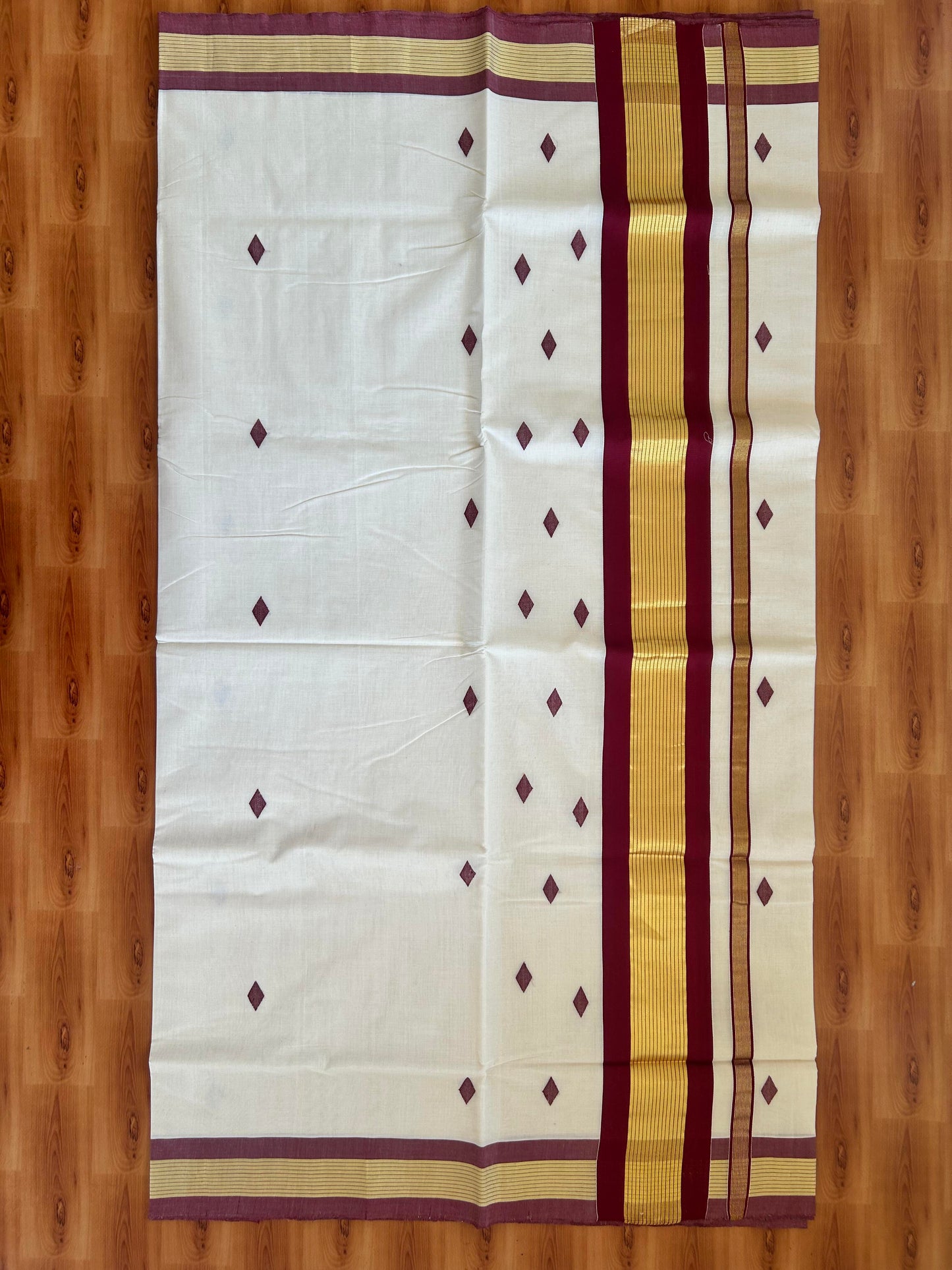 25% Discount KaithariKada Handloom Unakkupaav Balaramapuram Kerala Saree for Women - 100% Pure Cotton - 4.25 inch Gold Kasav & Maroon Stripes Kara - 5 KK7001 ABH
