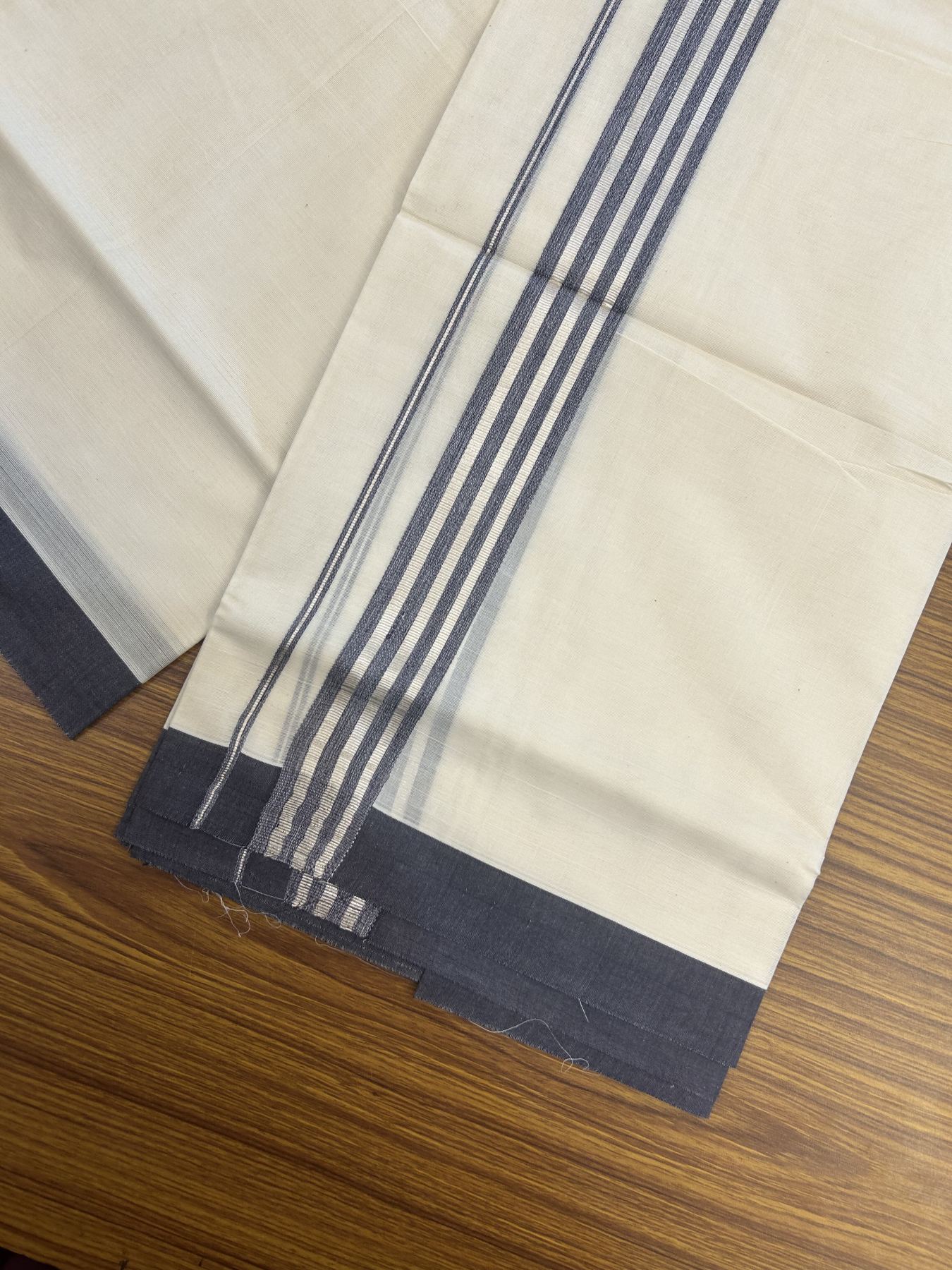 20% Discount !! KaithariKada Balaramapuram Double Off White (Unbleached) Mundu/Dhoti - 100x80 - 1.25 inch Navy Blue & Silver Striped kara 3.90 mtr (8 muzham) - 20 KK5313 PMC