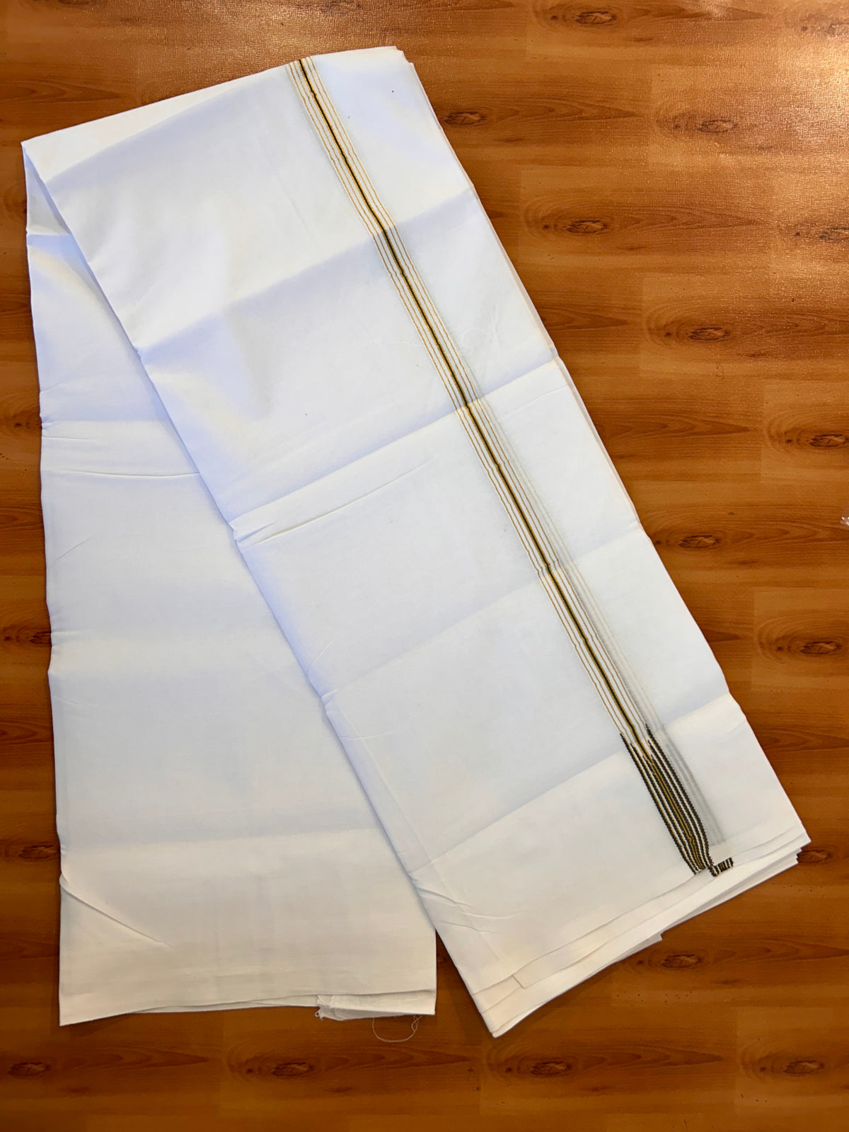 Double Pure white Mundu/Dhoti - 20% Discount! KaithariKada Pulimood- 100% Cotton - 100x100 - 1 inch Puliyilakkara Gold Kasav & Fern Green 12 Line Chutty 4 m (8.5 muzham) - 19 KK5534 ASH