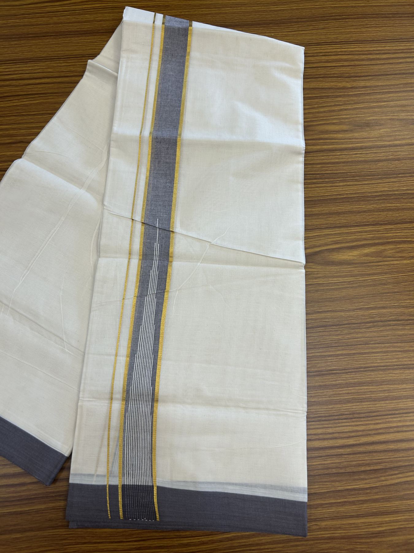20% Discount ! Kaitharikada Balaramapuram 100% Pure Cotton Double Off white (Unbleached) Mundu/Dhoti - 100x80 - 1.5 inch Gold Kasav & Purple Lavender Shaded Stripes Chutty Kara 3.90 mtr (8 muzham) - 39 KK5313 PMC
