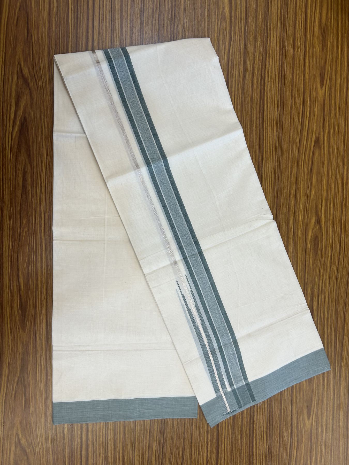 20% Discount ! Kaitharikada Balaramapuram 100% Pure Cotton Double Off white (Unbleached) Mundu/Dhoti - 100x80 - 1.25 inch Silver Kasav & Green Shaded Stripes Chutty Kara 3.90 mtr (8 muzham) - 40 KK5313 PMC