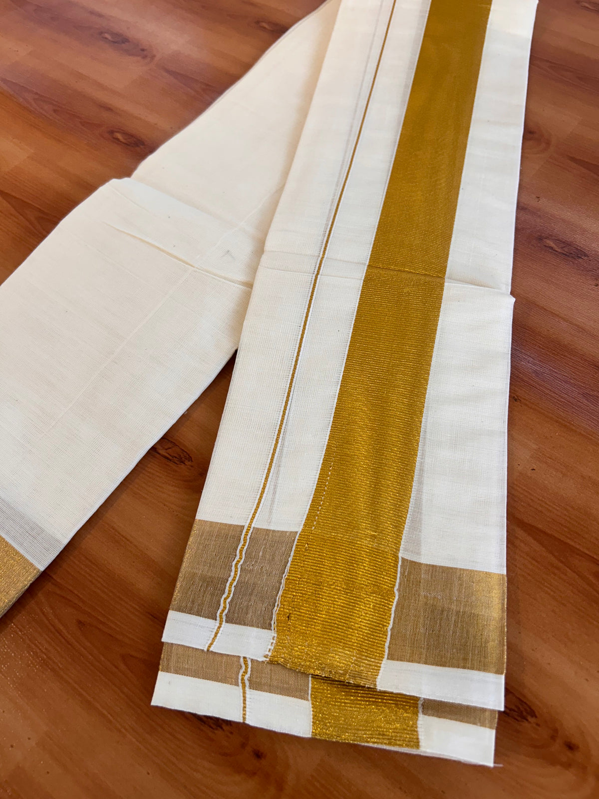 Neriyath Off White  (Unbleached) - KaithariKada -  60s Mixed Cotton - 1.5 Inch Gold Kasavu Kara - 1.70 mtr (3.64 muzham)- 6 KK5536 PMC