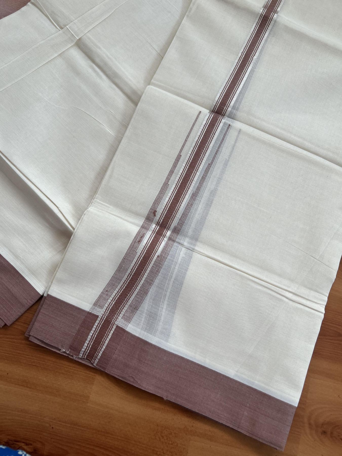 20% Discount ! KaithariKada Balaramapuram 100% Cotton Double Off White - (Unbleached) - Mundu / Dhoti- 100x80 - 1.25 Inch Silver Kasav & Chestnut Brown Puliyilakkara chutty - 66 KK5382 VIN