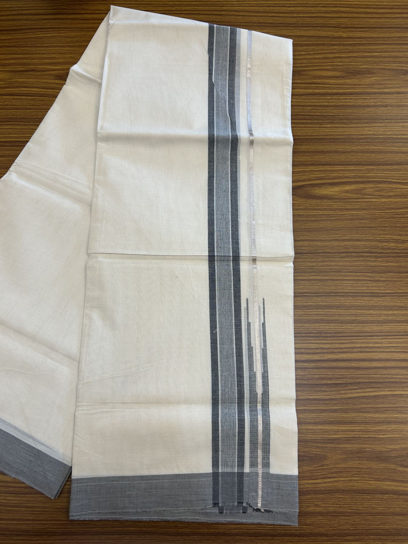20% Discount ! Kaitharikada Balaramapuram 100% Pure Cotton Double Off white (Unbleached) Mundu/Dhoti - 100x80 - 1.25 inch Silver Kasav & Black Shaded Stripes Chutty Kara 3.90 mtr (8 muzham) - 56 KK5313 PMC