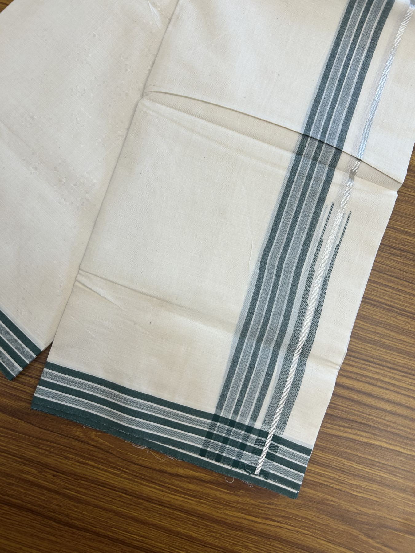 20% Discount ! Kaitharikada Balaramapuram 100% Pure Cotton Double Off white (Unbleached) Mundu/Dhoti - 100x80 - 1.5 inch Silver Kasav & Green Shaded Stripes Chutty Kara 3.90 mtr (8 muzham) - 59 KK5313 PMC