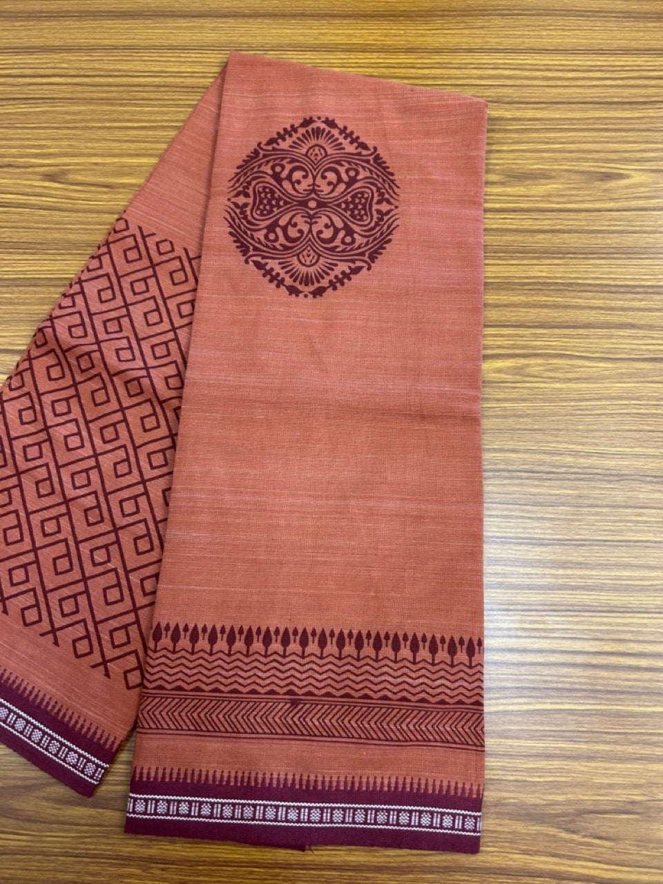 17% Discount!!! Kaitharikada 90% cotton 5 % Polyster - Single Kaily / Lungi - 1.75 inch Maroon printed kuppadam Border with Kavi colour body  (2 meter / 4 muzham)- 5KK8022 AS