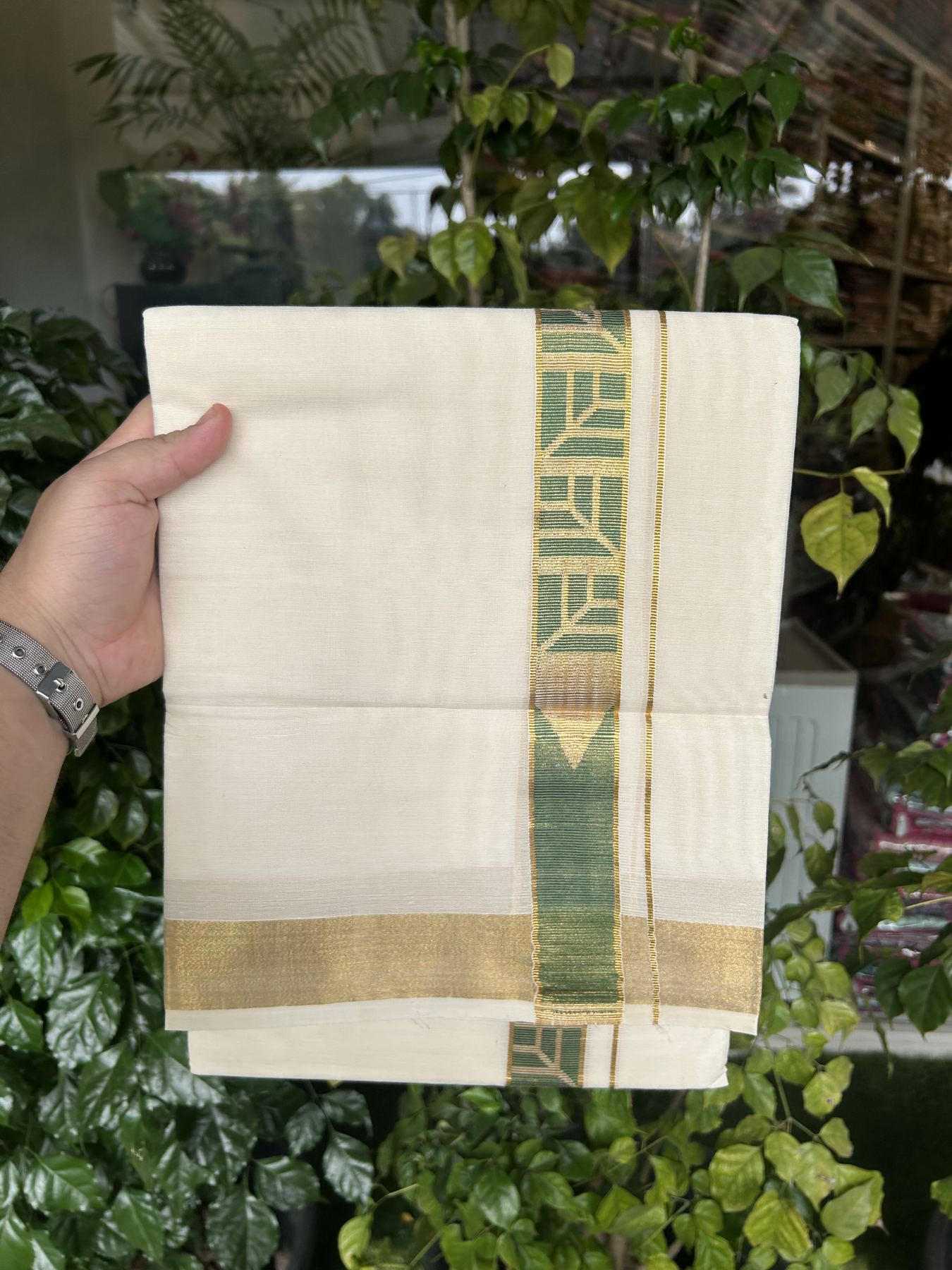 20% Discount! KaithariKada Balaramapuram Double Off White - (Unbleached) Mund/Dhoti - Cotton mix - 100X80- 1.5 inch Kasav Green Jacquard design chutty Kara 3.90 mtr (8 Muzham) - 6 KK5313 PMC
