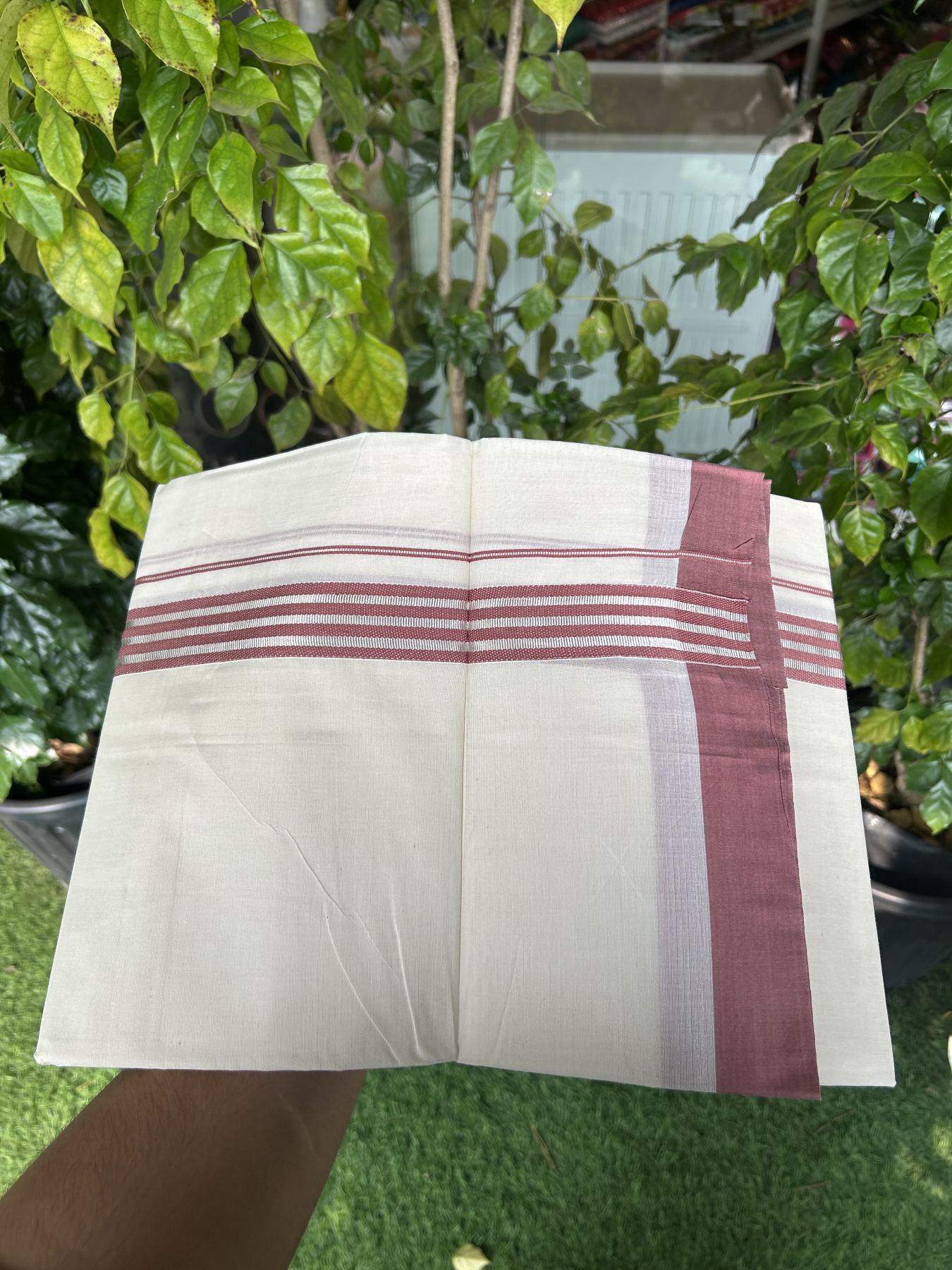 20% Discount !! KaithariKada Balaramapuram Double Off White (Unbleached) Mundu/Dhoti - 100x80 - 1.25 inch Dark Dusty Peach & Silver Striped kara 3.90 mtr (8 muzham) - 19 KK5313 PMC