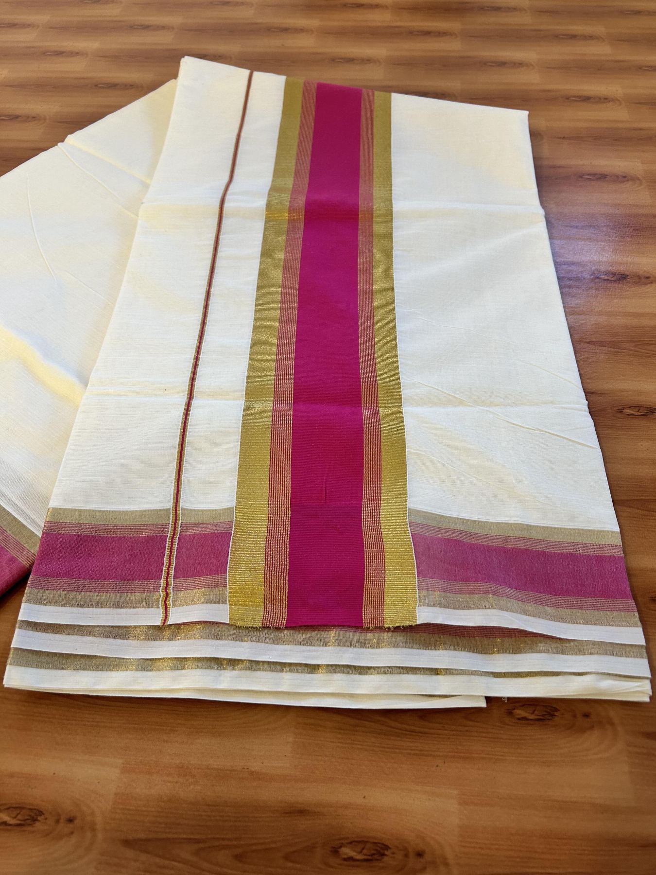 Off White Saree - 25% Discount! Kaitharikada Kerala Traditional Mixed Cotton Kasavu Saree - 3 Inch Pallu - Gold Kasav & Majenta Stripes Kara - 26 KK7000 PMC