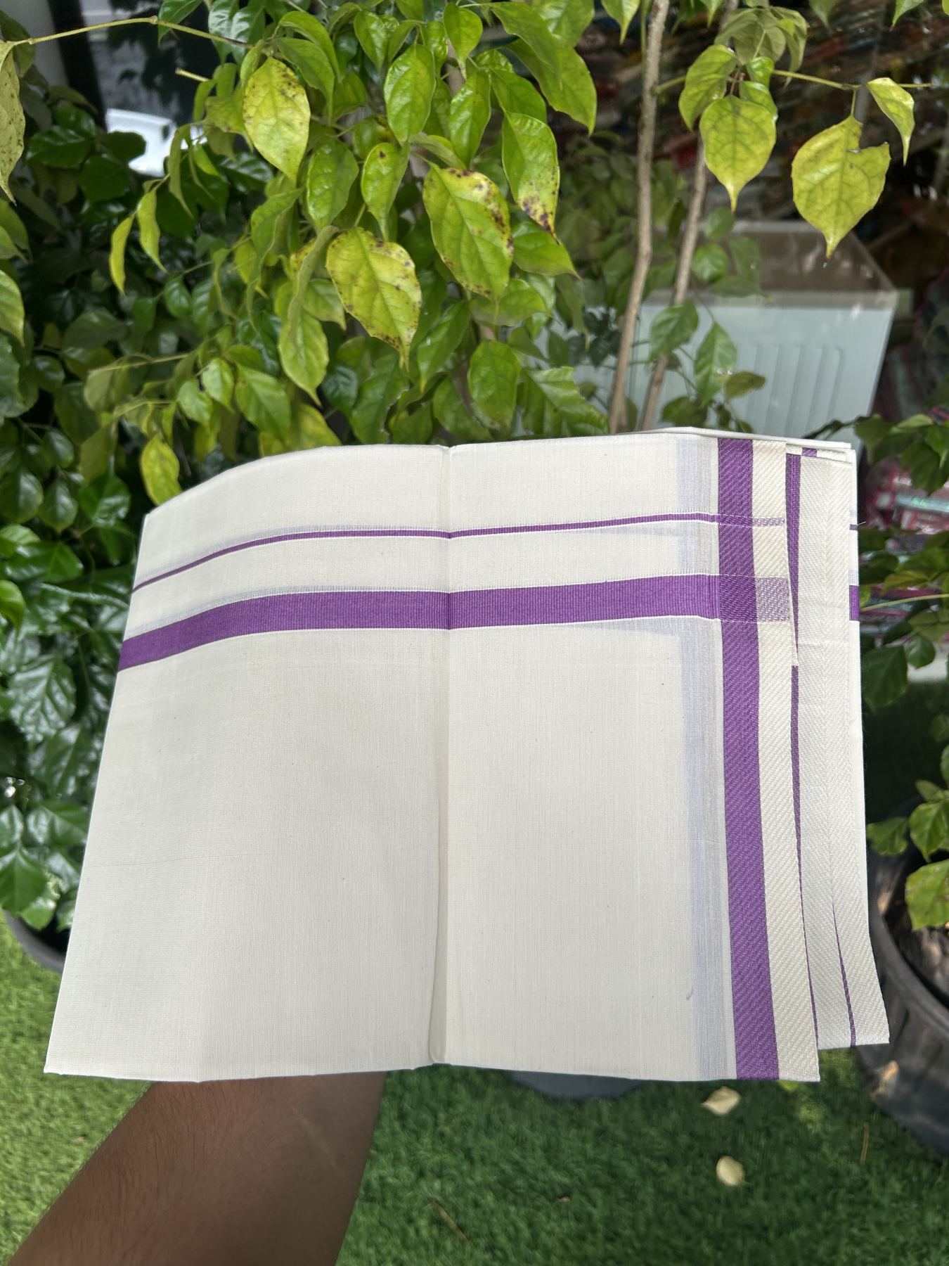 7% Discount! KaithariKada Balaramapuram 100% Cotton Single Off White - (Unbleached) Mundu/Dhoti - 100x80 - 0.5 inch Silver Kasav & Purple kara (2 meter / 4 muzham) - 68 KK52313 PMC
