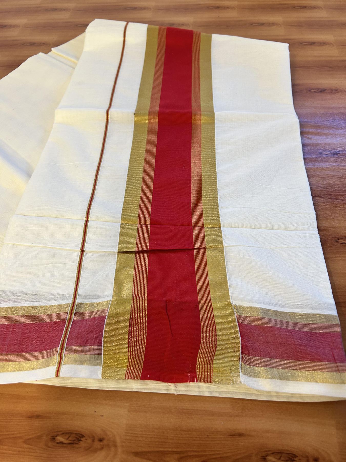 Off White Saree - 25% Discount! Kaitharikada Kerala Traditional Mixed Cotton Kasavu Saree - 3 Inch Pallu - Gold Kasav & Red Stripes Kara - 25 KK7000 PMC