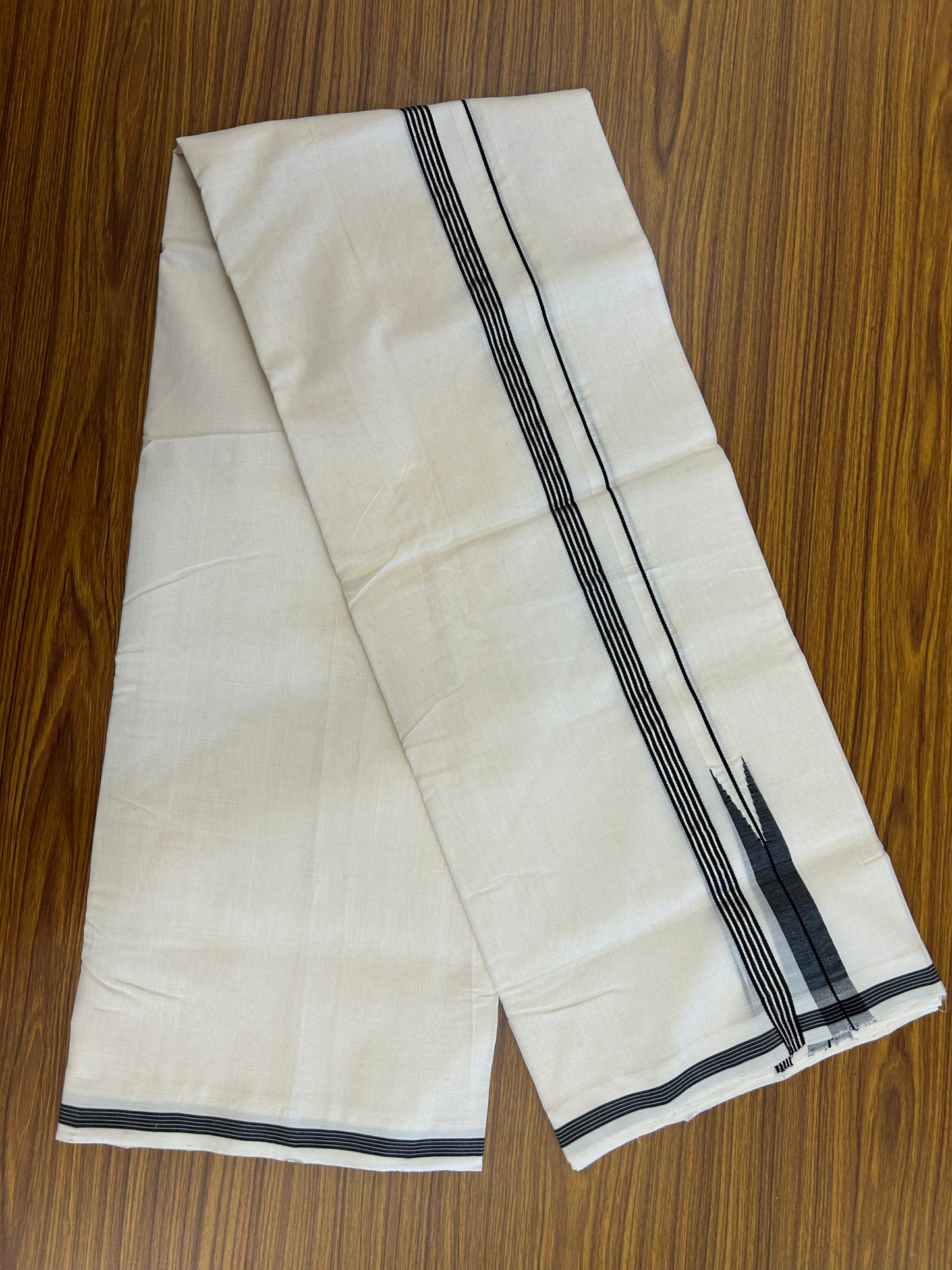 25% Discount!! KaithariKada Handloom Unakkupaav - Kerala Handloom - 100% Pure Cotton Off White - (Unbleached) Double Mundu/Dothi - 100x80 - 0.5 inch Puliyilakkara Silver Kasav & Black Chutty Kara 4 mtr (8.5 muzham) - 31 KK5371 ASH