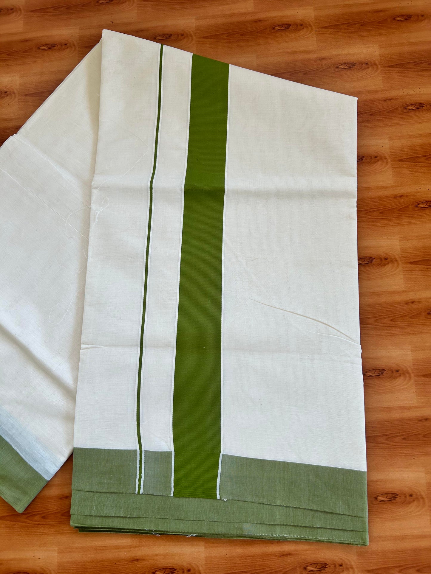 25% Discount! Kaitharikada Kerala Traditional Saree Off white- Mixed Cotton Saree - 2 Inch  Pallu - Army Green Kara - 41 KK7000 PMC