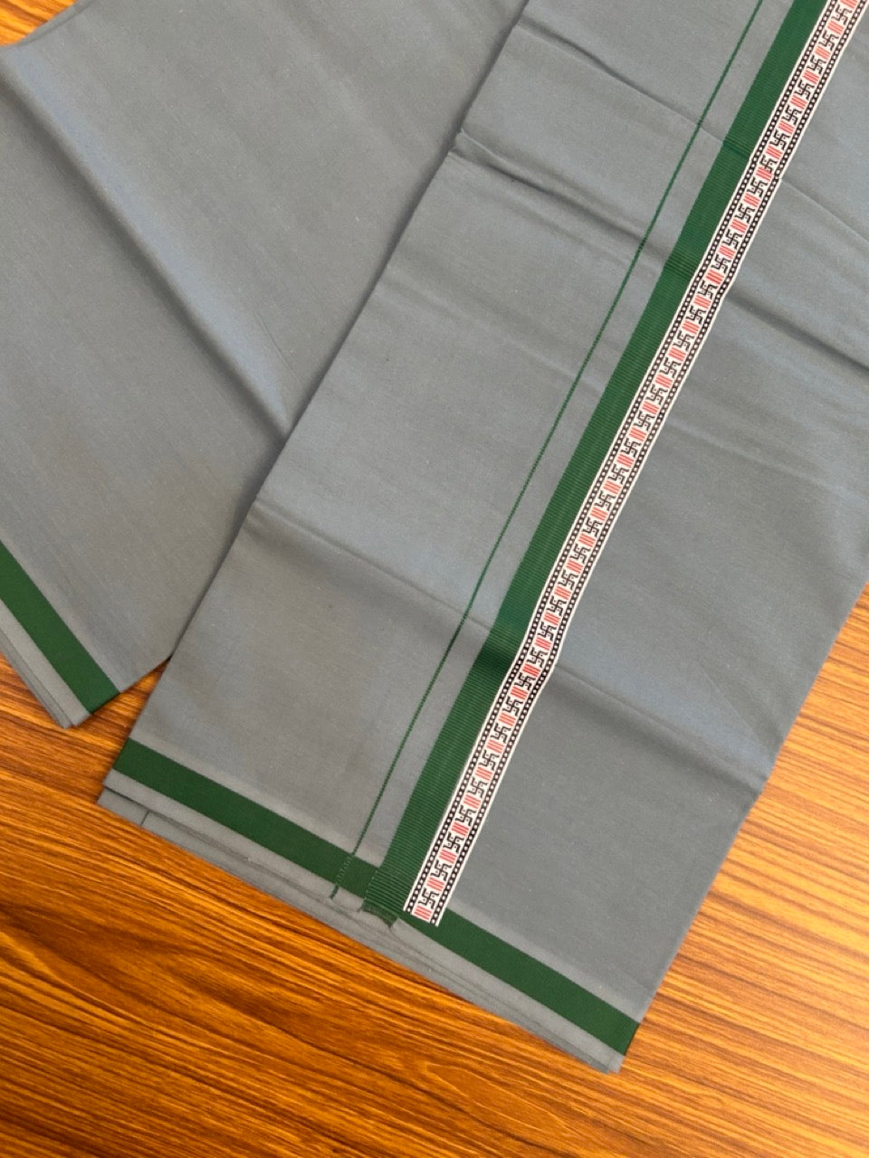 39% Discount! Kaitharikada - Pure Cotton - Single Kaily / Lungi - 1 inch  Green & Multi colour Pattern Printed kara with Blue Grey colour body (2 meter / 4 muzham) - 28 KK8035 GAN