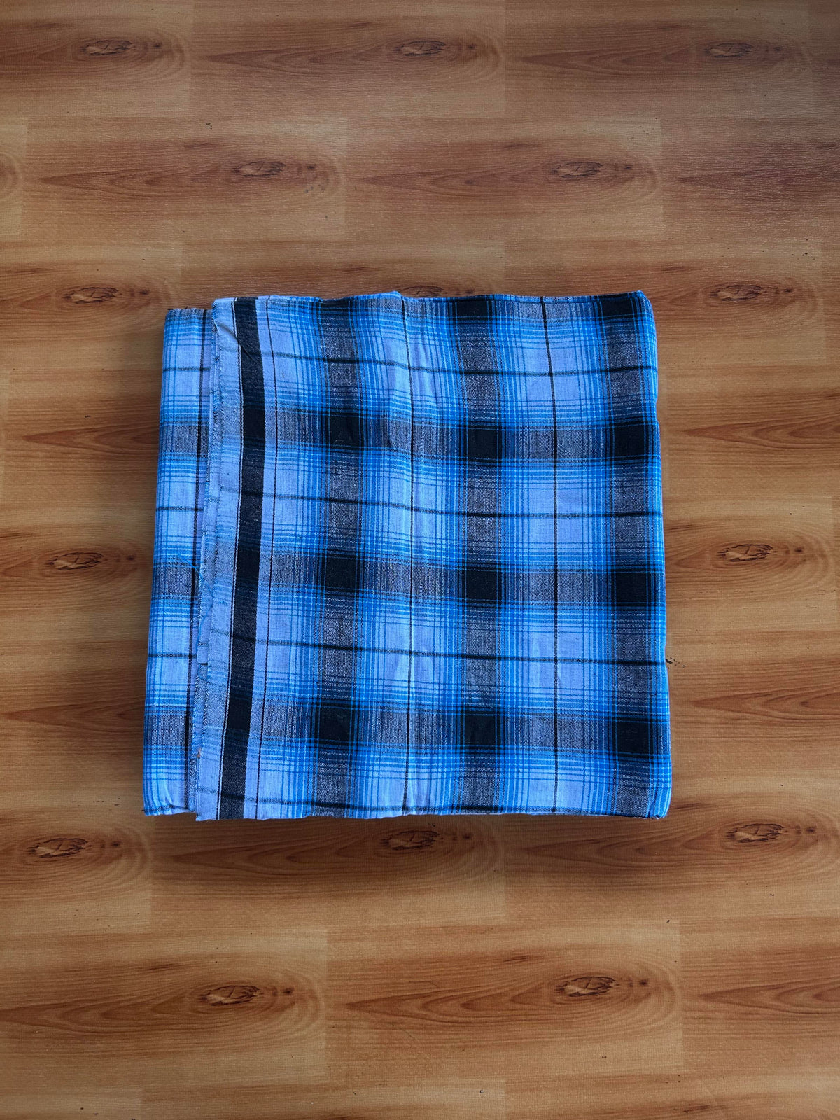 Premium Kathar Type Mund Pure cotton 40s - Kaitharikada Pulimood - Single Kaily / Lungi - 1 inch Black & White Border with Black & Blue Check body (2 meter / 4 muzham) - 14 KK8090 MUT