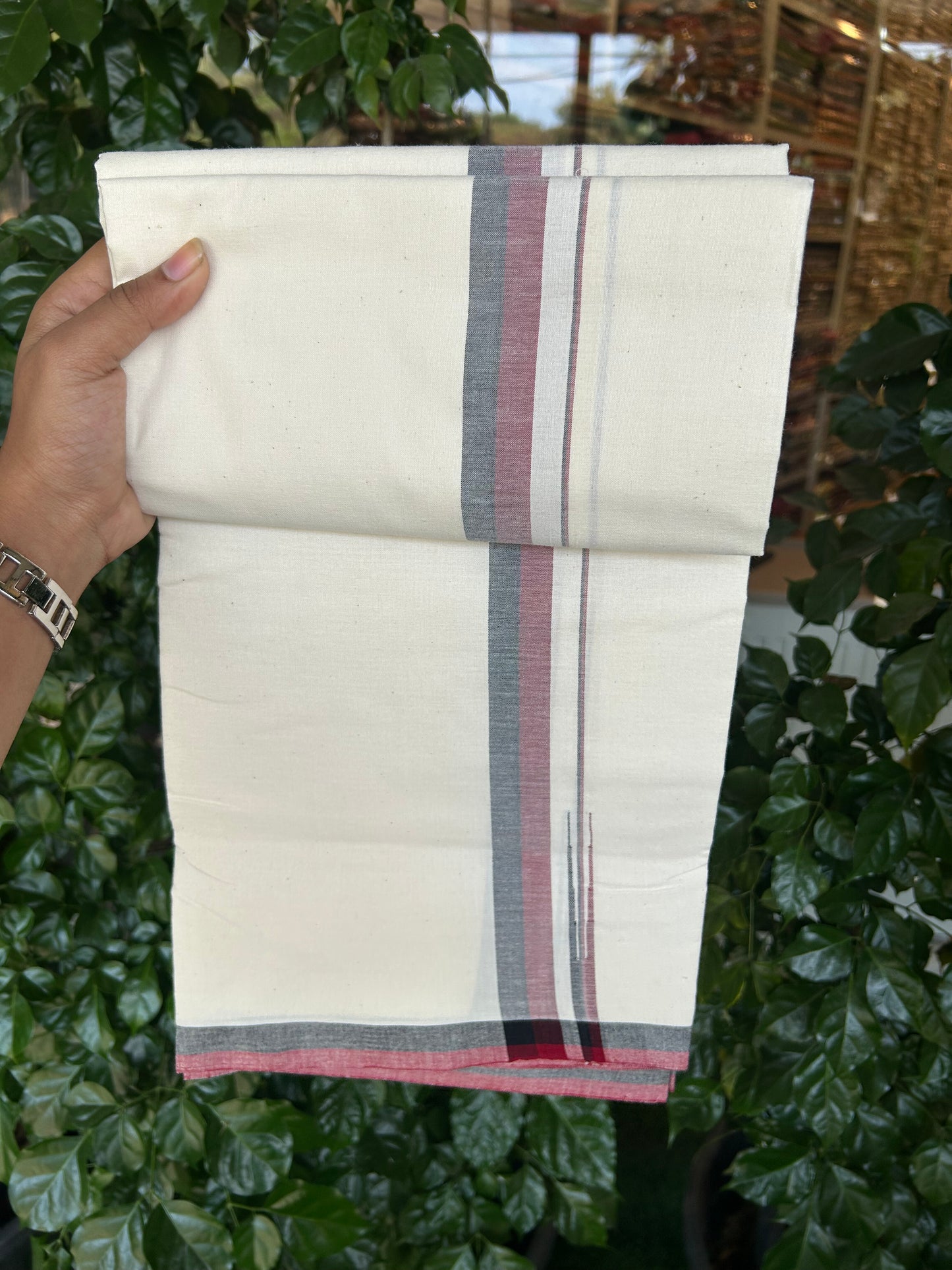 Dmk Veshti - 25%Discount !! Signature Kaitharikada Exclusive Single Dhoti - 100% Cotton - Kerala Handloom Single Mundu/Dhoti - Off White - (Unbleached) 1 inch Puliyilakkara Black & Maroon Chutty kara (2 meter / 4 muzham)- 3 KK5371 KAI