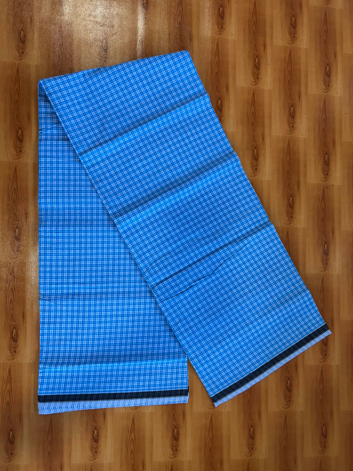 Premium Kathar Type Mund Pure cotton 40s - Kaitharikada Pulimood - Single Kaily / Lungi - 1 inch Black & White Border with White & Blue Check body (2 meter / 4 muzham) - 15 KK8090 MUT
