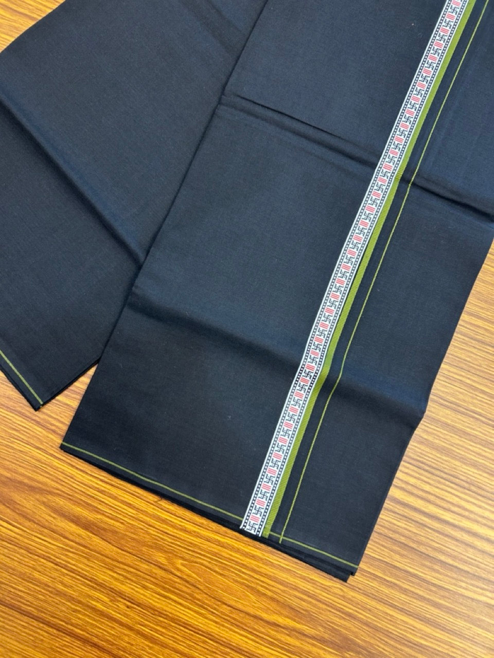 39% Discount! Kaitharikada - Pure Cotton - Single Kaily / Lungi - 0.75 inch Light Olive green & Multi colour Pattern Printed kara with Black colour body (2 meter / 4 muzham) - 35 KK8035 GAN