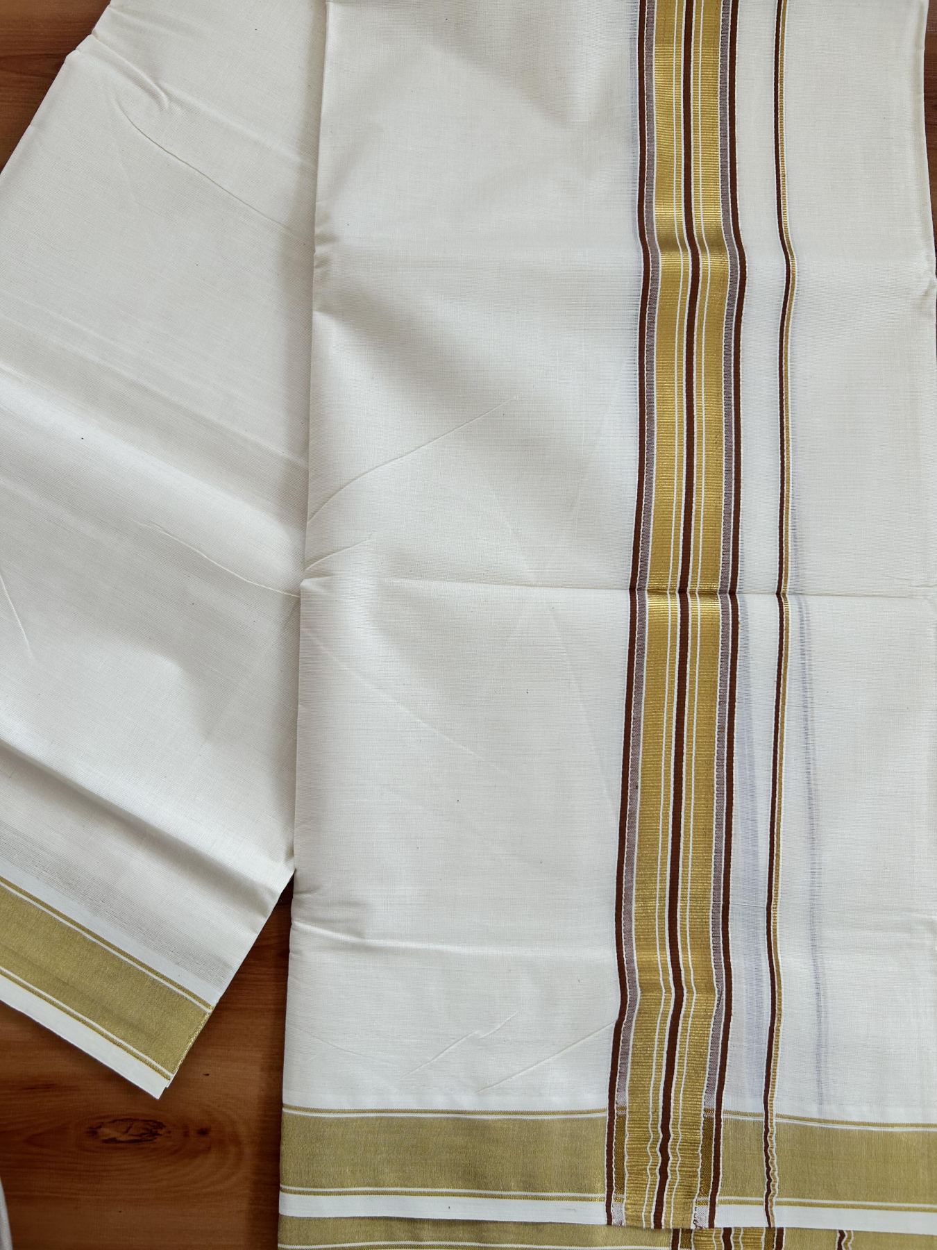 Double Off White - (Unbleached) Mundu/Dhoti - 20% Discount! KaithariKada Balaramapuram Pure Cotton - 80s - 1.5 inch Gold Kasav & Walnut Brown Striped Kara - 4 mtr (8.5 Muzham) - 19 KK5416 GAN