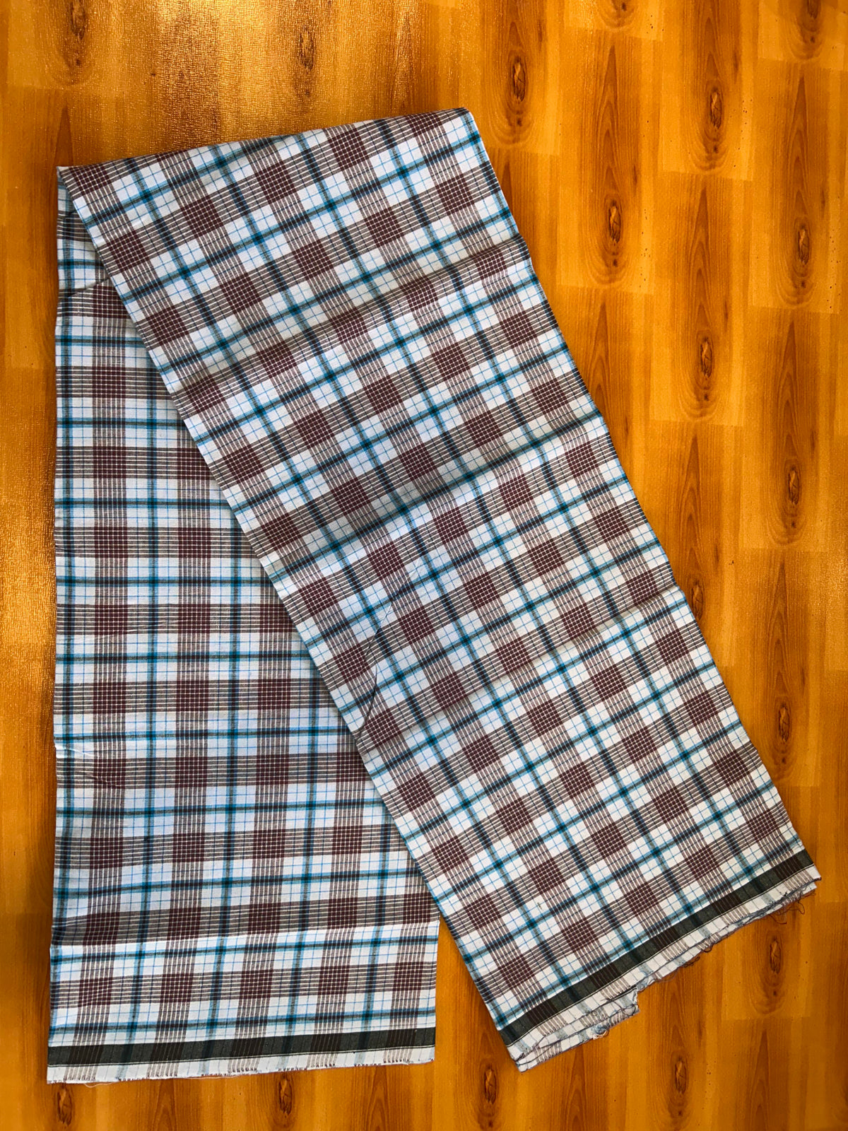 Premium Kathar Type Mund Pure cotton 40s - Kaitharikada Pulimood - Single Kaily / Lungi - 1 inch Black & White Border with Blue & Maroon Check body (2 meter / 4 muzham) - 18 KK8090 MUT