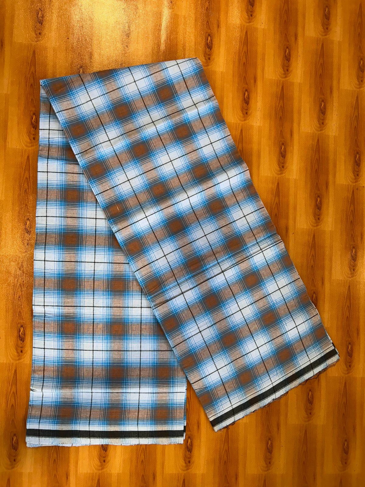 Premium Kathar Type Mund Pure cotton 40s - Kaitharikada Pulimood - Single Kaily / Lungi - 1 inch Black & White Border with Blue & Brown Check body (2 meter / 4 muzham) - 19 KK8090 MUT