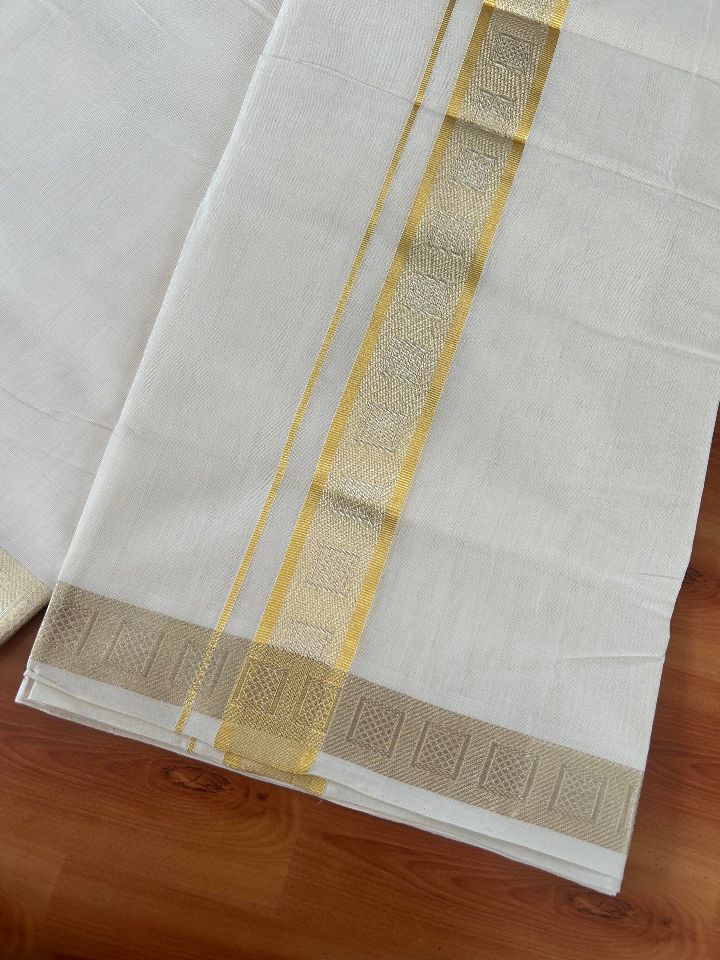 25% Discount ! KaithariKada Handloom Millpaav - Kerala Handloom - 100% Pure Cotton Off White (Unbleached) Double Mundu/Dhoti - 80x90 - 1.75 inch Gold & Silver Kasav Jacquard Design Kara 4 mtr (8.5 Muzham) -  25 KK5386 RAM
