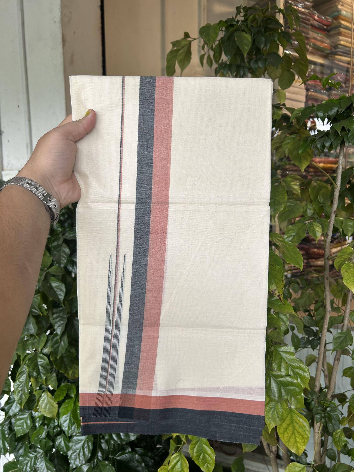 20% Discount ! Kaitharikada Balaramapuram 100% Pure Cotton Double Off white (Unbleached) Mundu/Dhoti - 100x80 - 1.5 inch Black & Brick Brown Shaded Stripes Chutty Kara 3.90 mtr (8 muzham) - 23 KK5313 PMC