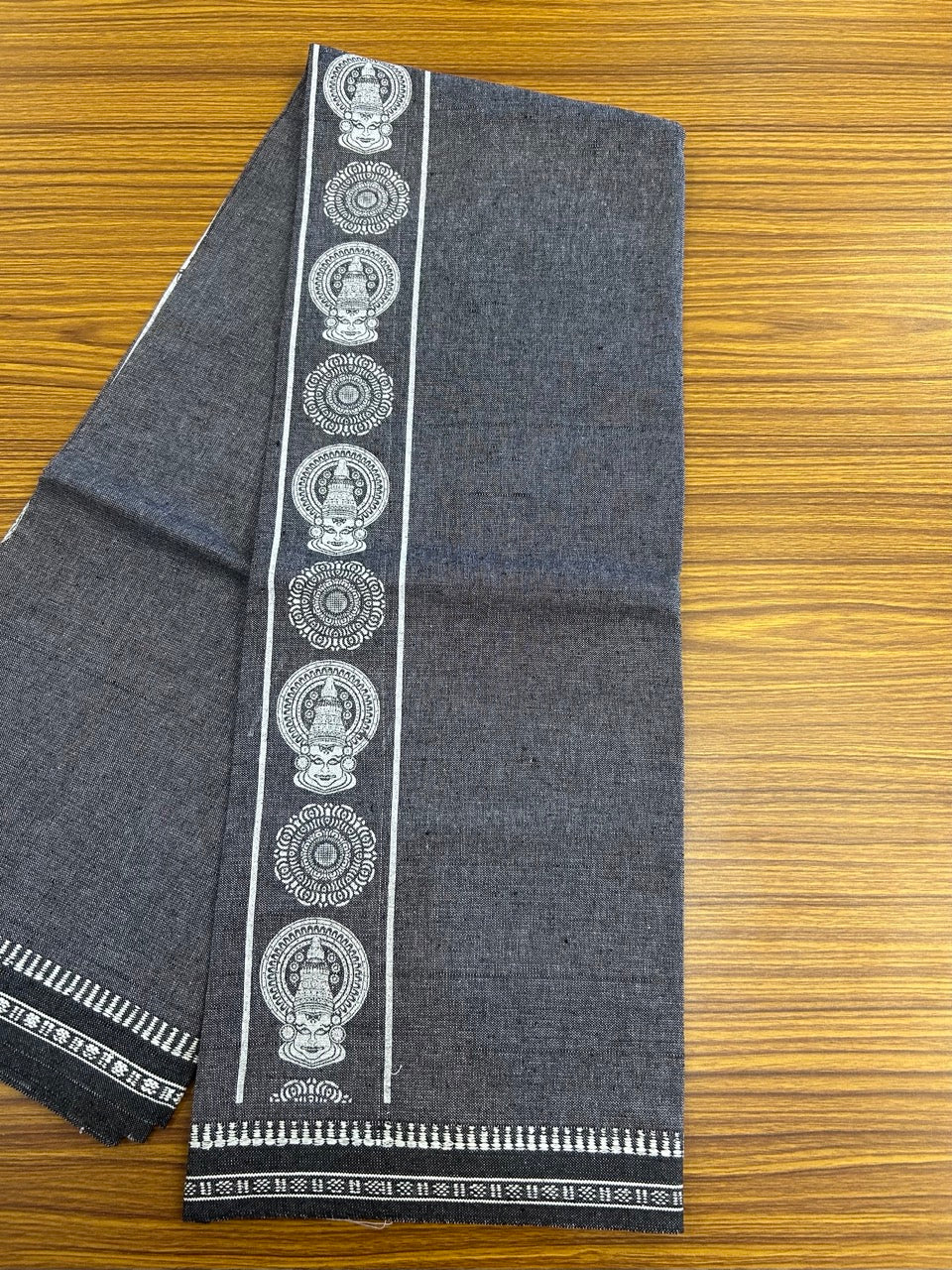 Kaitharikada - Polyster + Cotton - 20s twisted - Single Kaily / Lungi - 2.75 inch White Kadhakali Printed Kuppadam Border with Light Grey colour body (2 meter / 4 muzham) -  68 KK8035 GAN