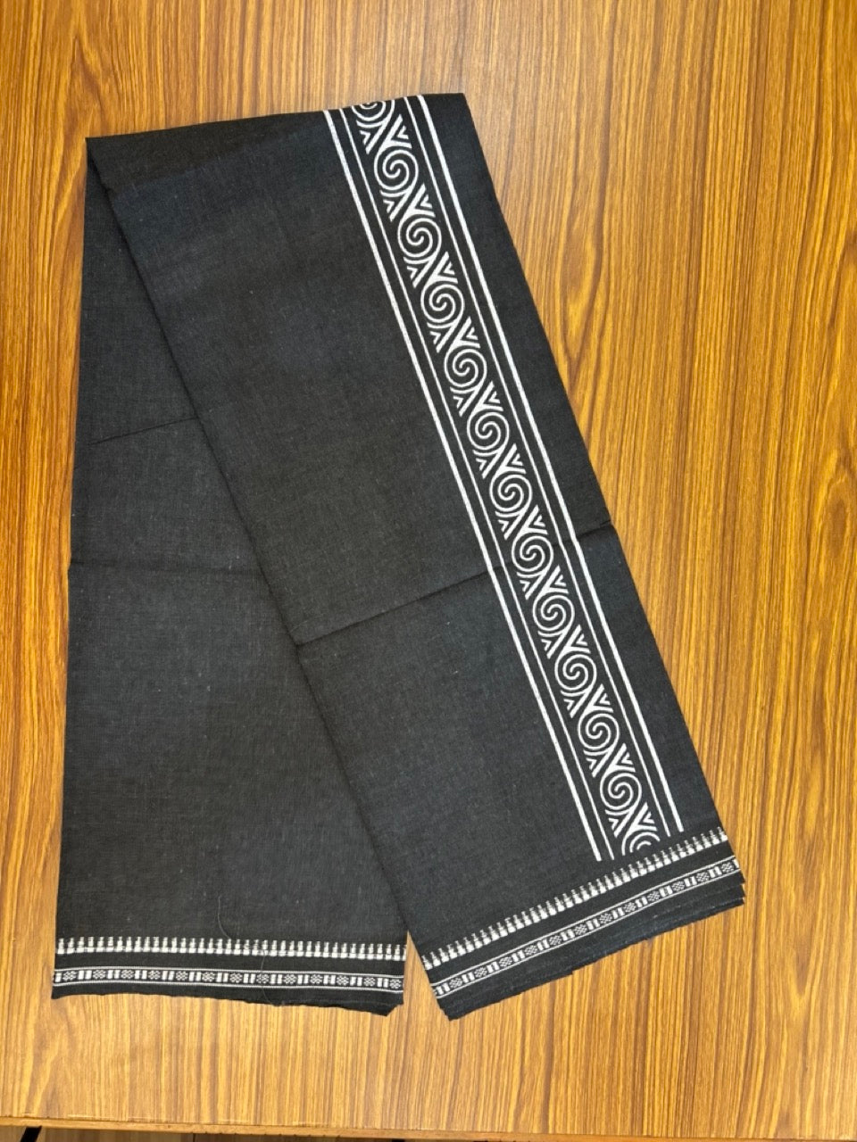 Kaitharikada - Single Kaily / Lungi - Polyster + Cotton - 20s twisted - 2.5 inch White Design printed kara with Ash Black colour body - 114 KK8035 GAN