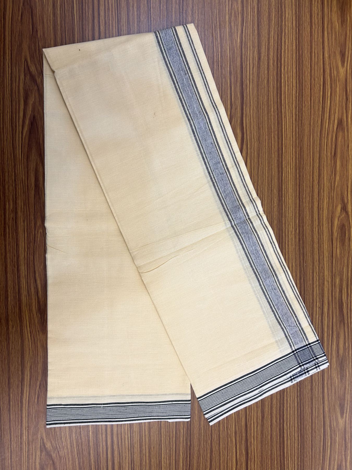 Kaitharikada Special - Pure Cotton - Single Mundu - Kaily / Lungi - 60s - 1.25 inch Black shaded striped kara with Light Yellow colour Body 1.90 mtr (4 muzham) - 13 KK5317 KUT