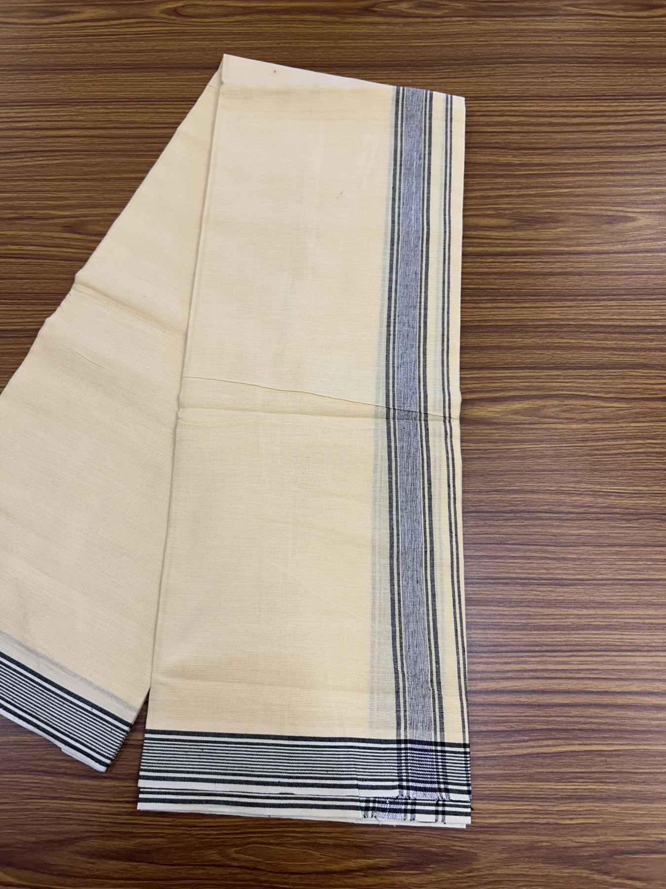 Kaitharikada Special - Pure Cotton - Single Mundu - Kaily / Lungi - 60s - 1.25 inch Black shaded striped kara with Light Yellow colour Body 1.90 mtr (4 muzham) - 13 KK5317 KUT