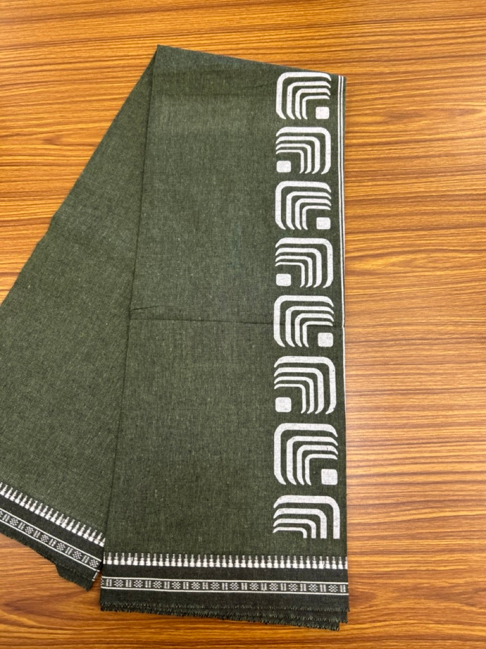 Kaitharikada - Polyster + Cotton - 20s twisted - Single Kaily / Lungi - 2.5 inch White Printed Kuppadam Border with Green colour body (2 meter / 4 muzham) -  78 KK8035 GAN