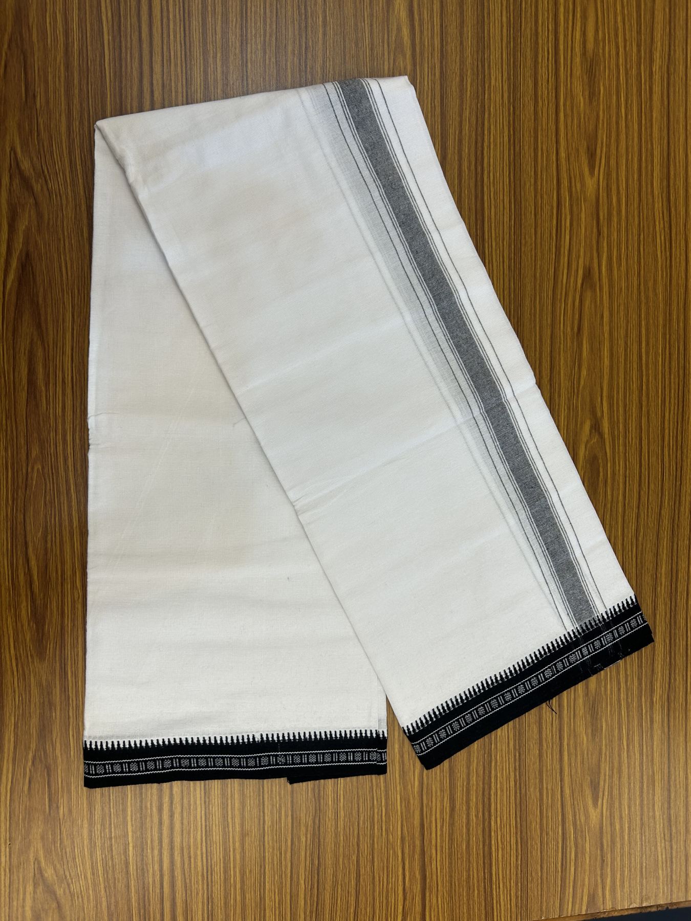 Premium Kathar Type Mercerised Pure Cotton Single Mundu Kaitharikada Special - Kaily / Lungi - 60s - 1.75 inch Black Striped kara with White colour Body Kuppadam Border 2.25 mtr (4.82 muzham) - 9 KK5317 KUT