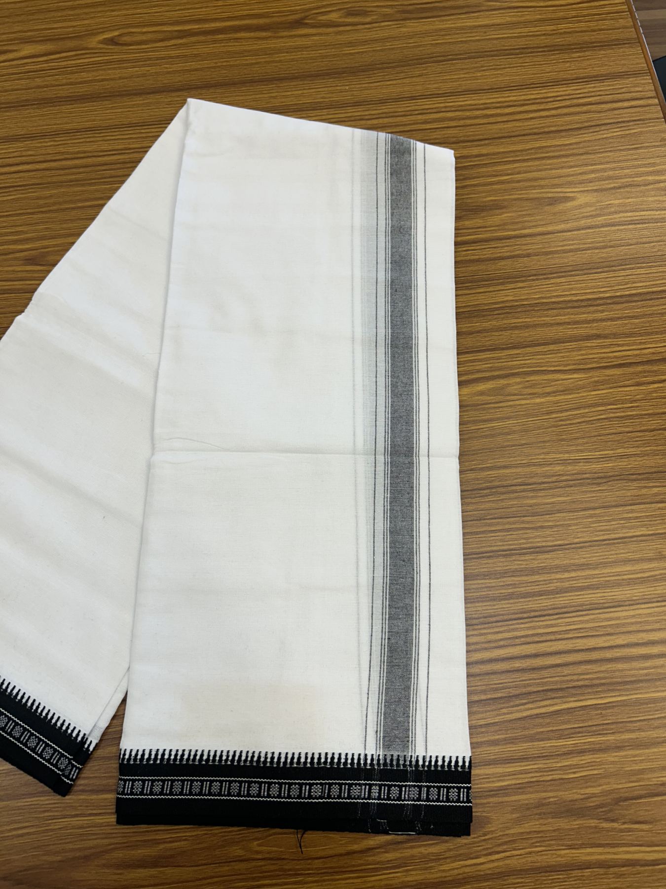 Premium Kathar Type Mercerised Pure Cotton Single Mundu Kaitharikada Special - Kaily / Lungi - 60s - 1.75 inch Black Striped kara with White colour Body Kuppadam Border 2.25 mtr (4.82 muzham) - 9 KK5317 KUT