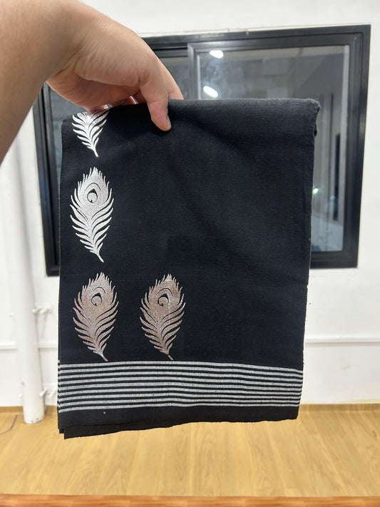 Kaitharikada - Single Kaily / Lungi - Mixed Cotton - 40s twisted - 1.5 inch Silver Kasav Peacock Feather Printed Design Kara with Black colour body (2 meter / 4 muzham) -  6 KK8061 GAN