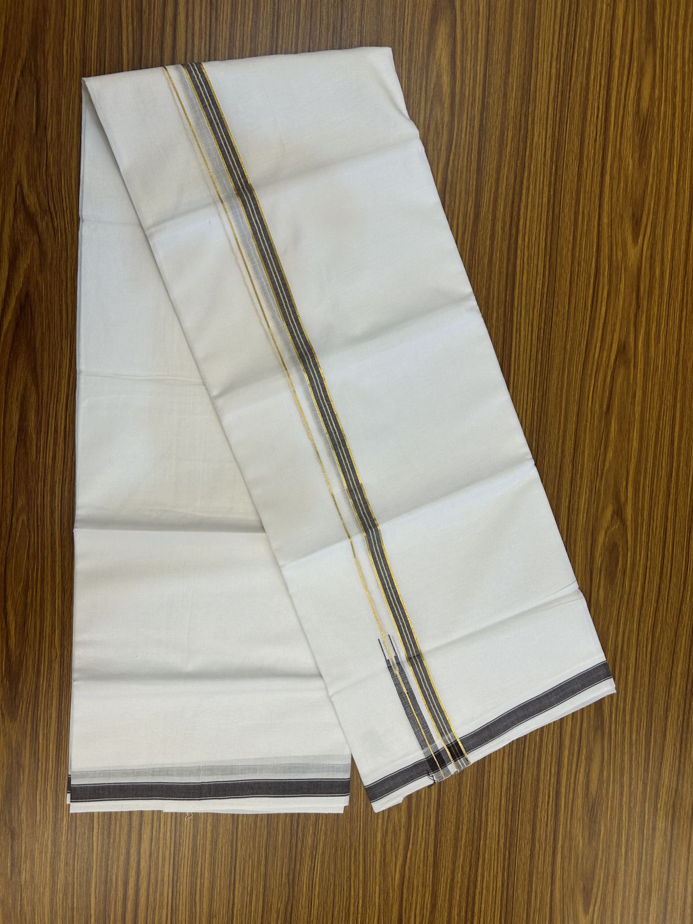 20% Discount!! Kaitharikada Balaramapuram 100% Pure Cotton Pure White Double Mundu/Dothi - 100x80 - 1.5 cm Brown & Gold Kasav Puliyilakkara One Side Chutty Kara 3.90 m (8 muzham) - 17 KK5318 CKS