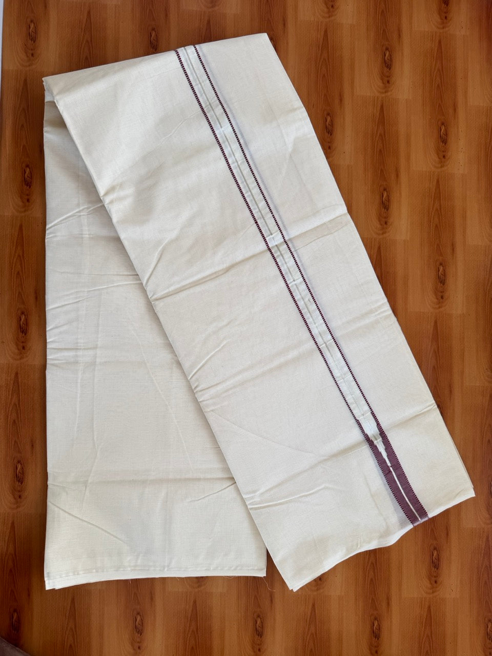 Double Off white Kerala Mundu / Dhoti - 20% Discount! KaithariKada 100% Cotton - 100x100 - Muthukuri Maroon Chutty & Silver Kasav kara 4 mtr (8.5 muzham) - 9 KK5486 ASH